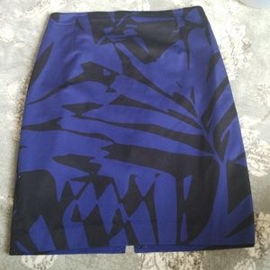 Express pencil skirt -blue and black print